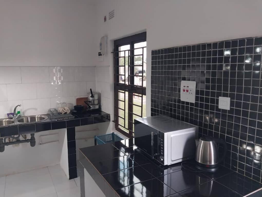 Emmrose Apartments Chingola Εξωτερικό φωτογραφία